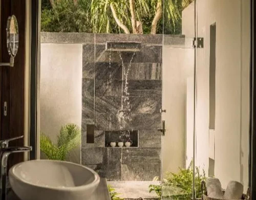 Anantara 5* Quy Nhon