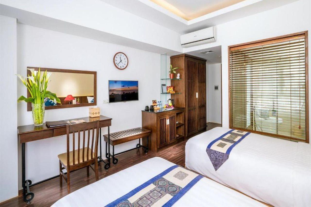Khách sạn Amazing 4*