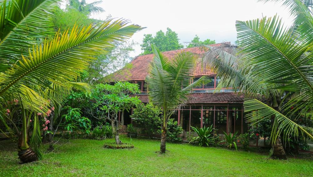 Khách sạn Dưỡng Mai