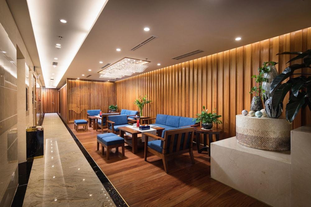 Bay & Restaurant Hotel Hanoi