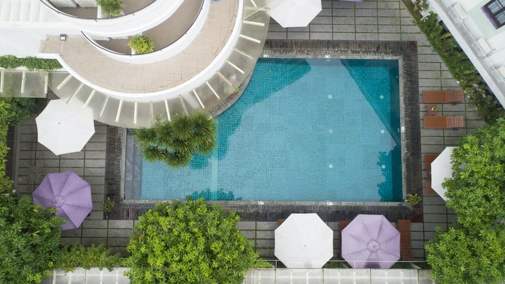 Emm Hotel