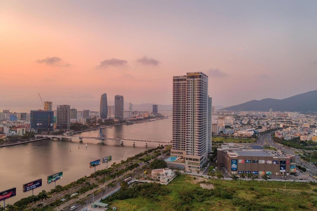 Melia Vinpearl Riverfront