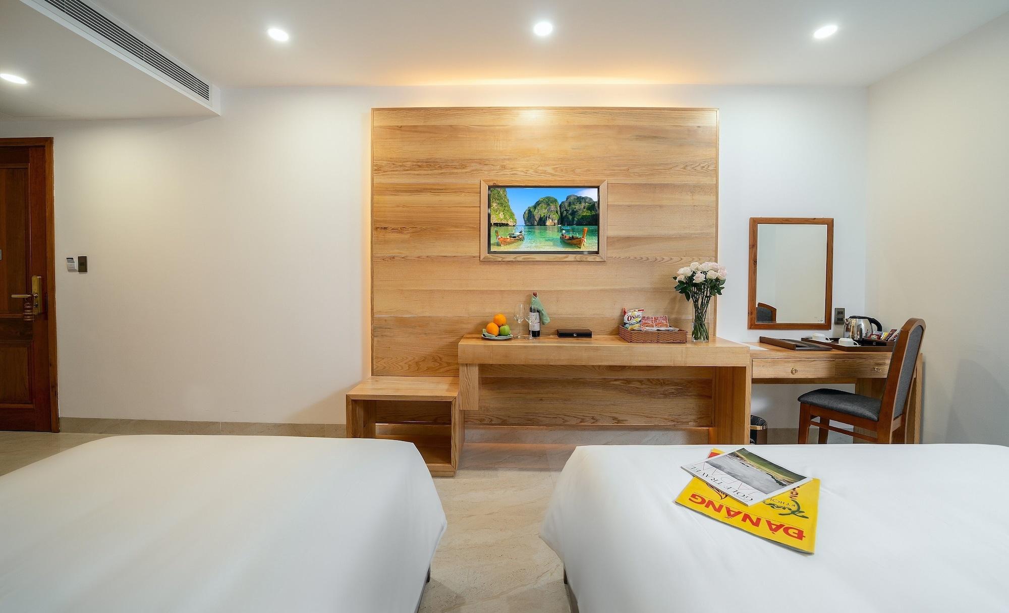 Hotel Sunny Ocean & 4*