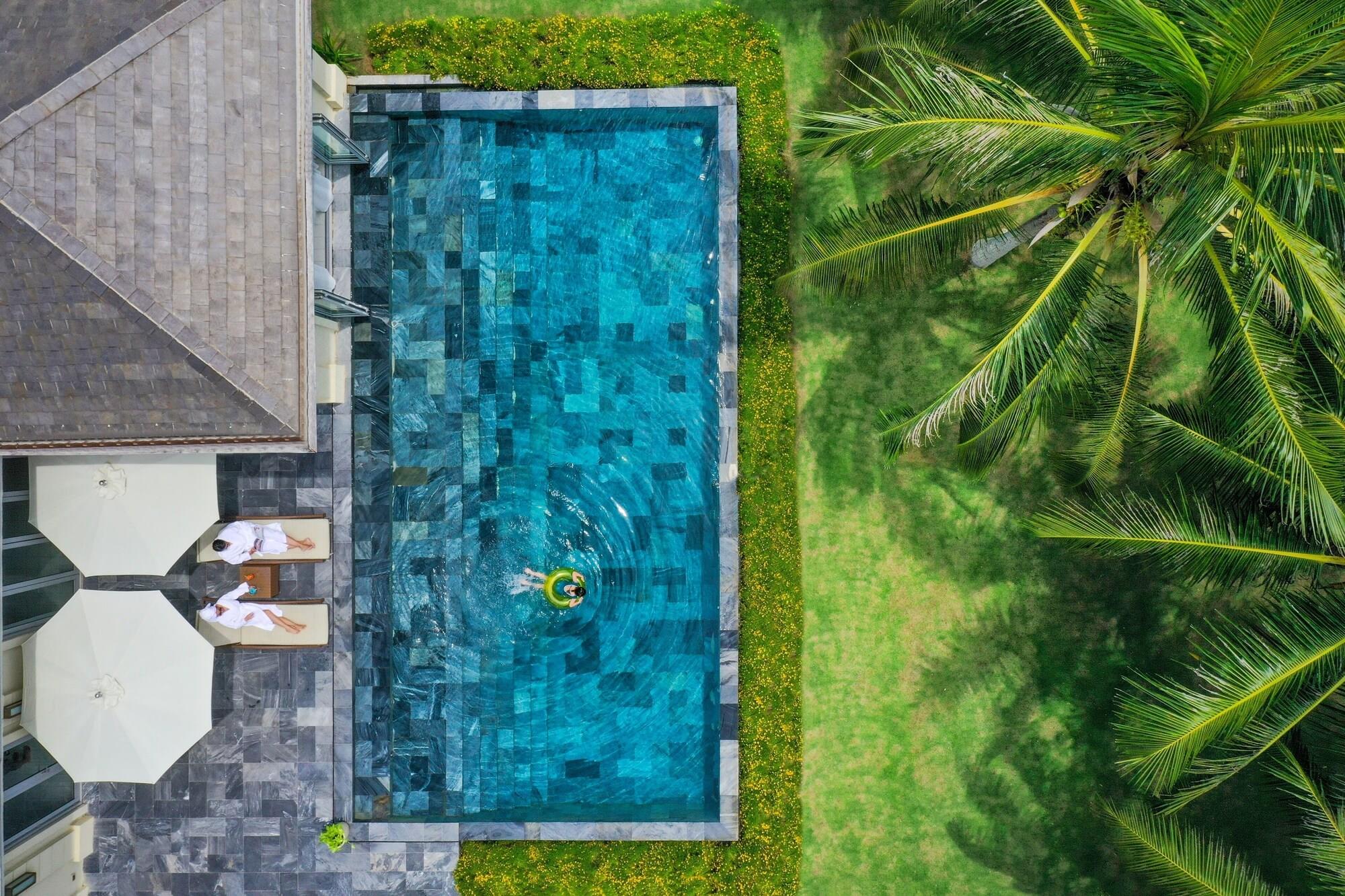 Flc Luxury Samson Resort