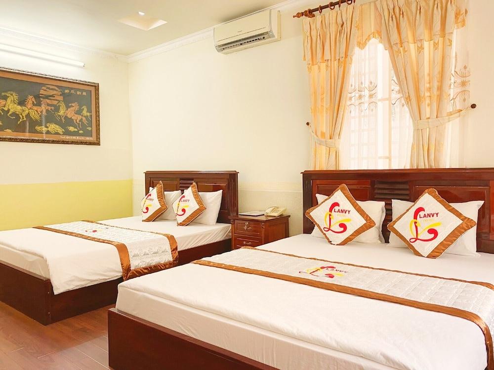 Linh Phuong 8 - 24 Hotel 3*