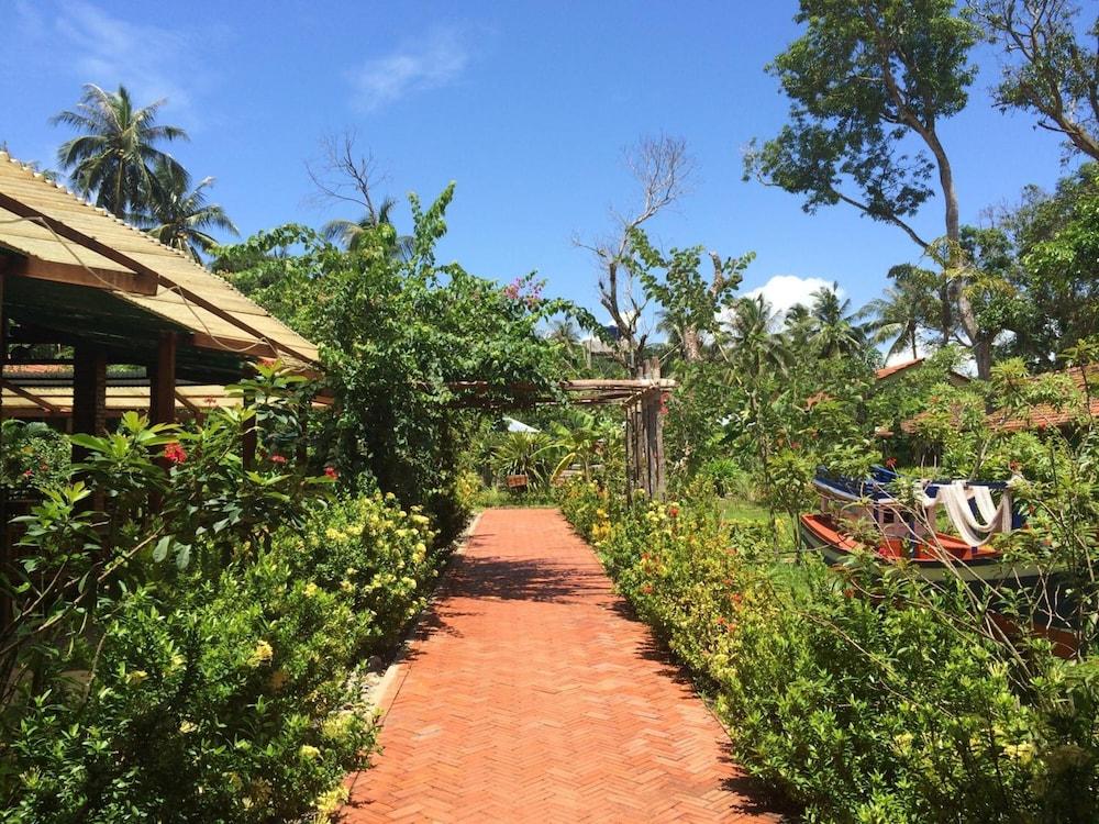 Resort An Nhien Retreat With Yoga Daily & Access Phu Quoc