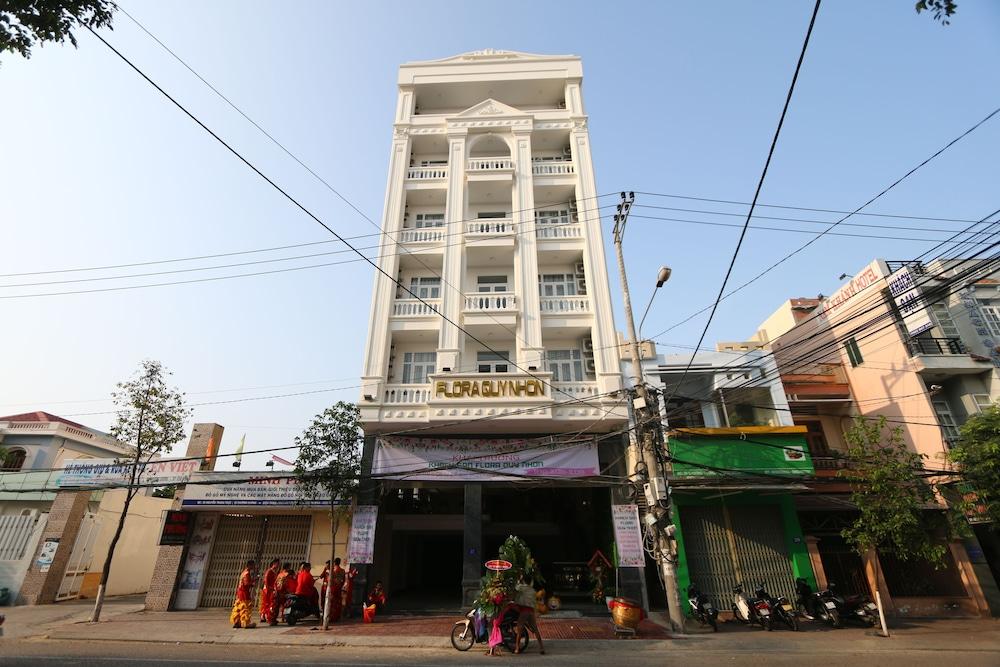Hotel Flora 3*