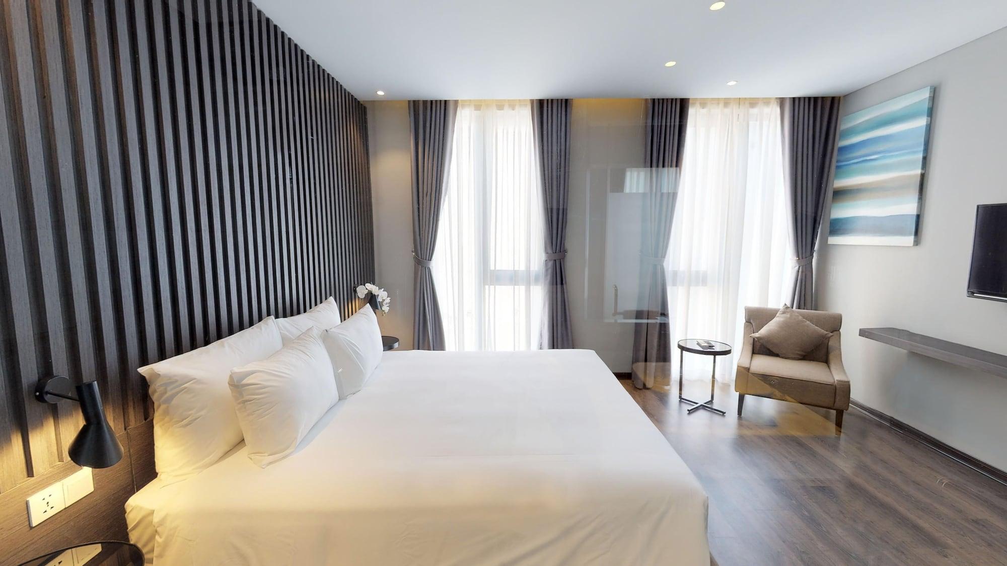Hotel Grand Ocean Luxury Boutique - Infinity Rooftop Pool Da Nang