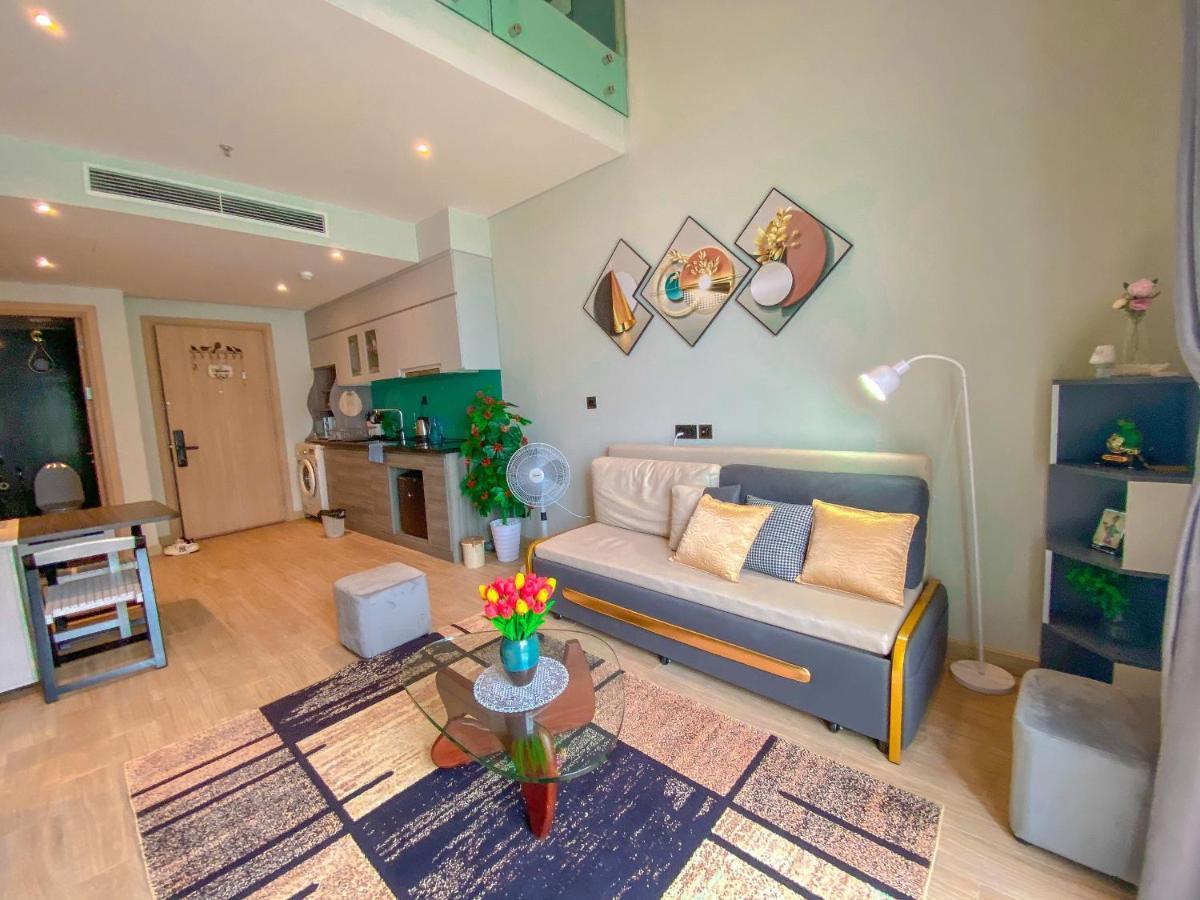 Sea View Sandy Citadines Marina Aparthotel Ha Long