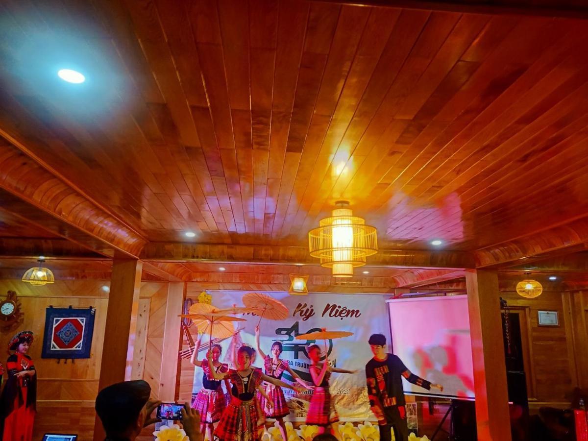 Nhà khách Hmong Wooden Sa Pa