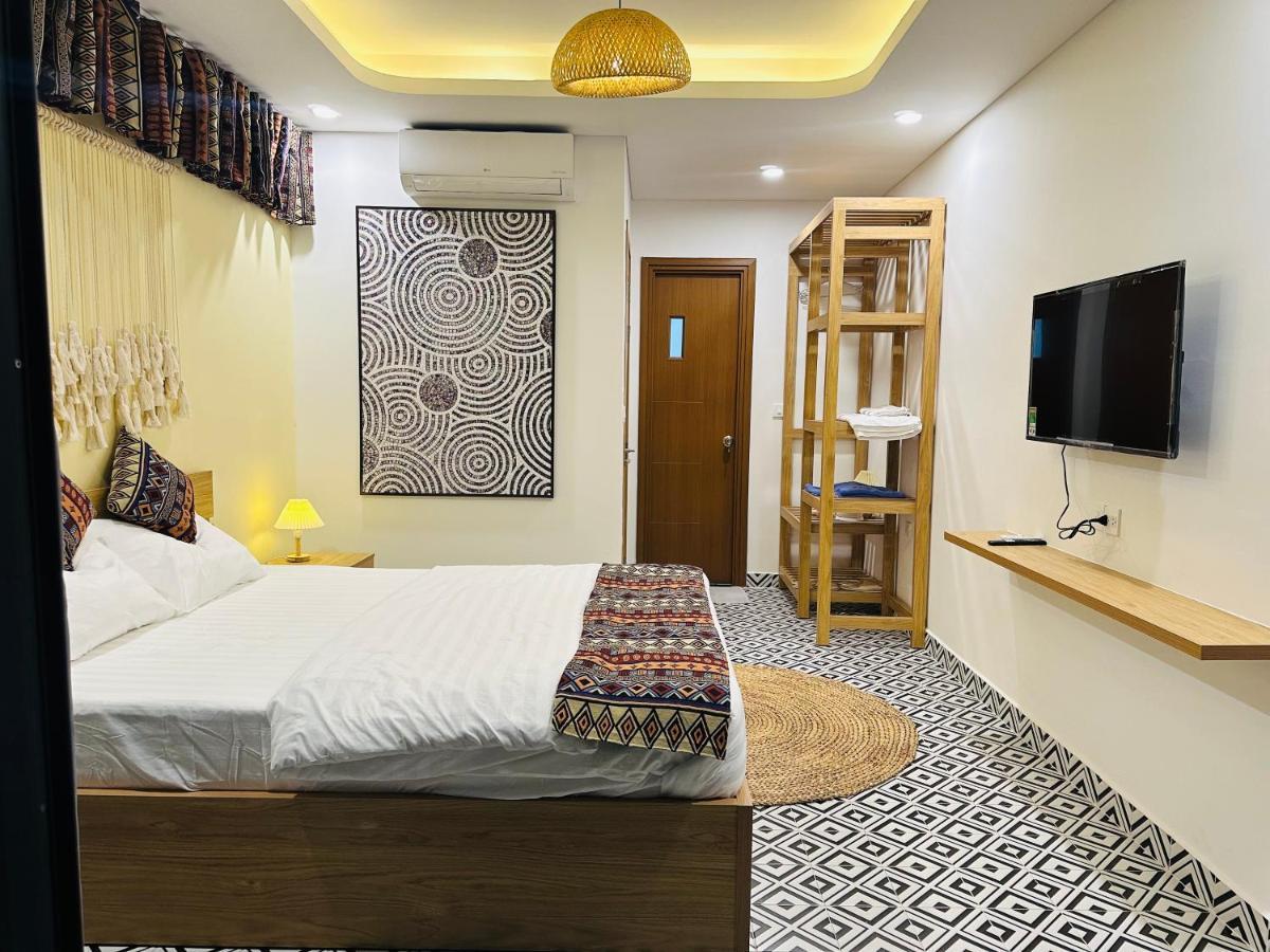 Hotel Wins House