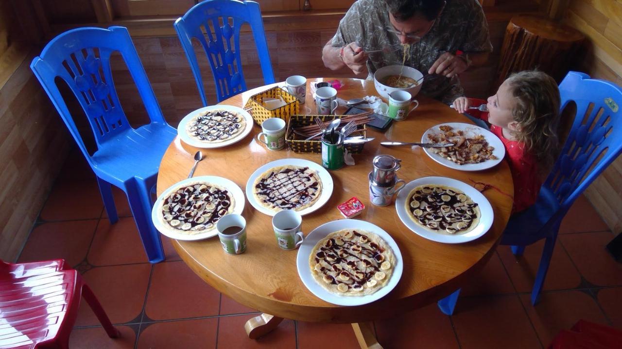 Nhà khách Hmong Wooden Sa Pa