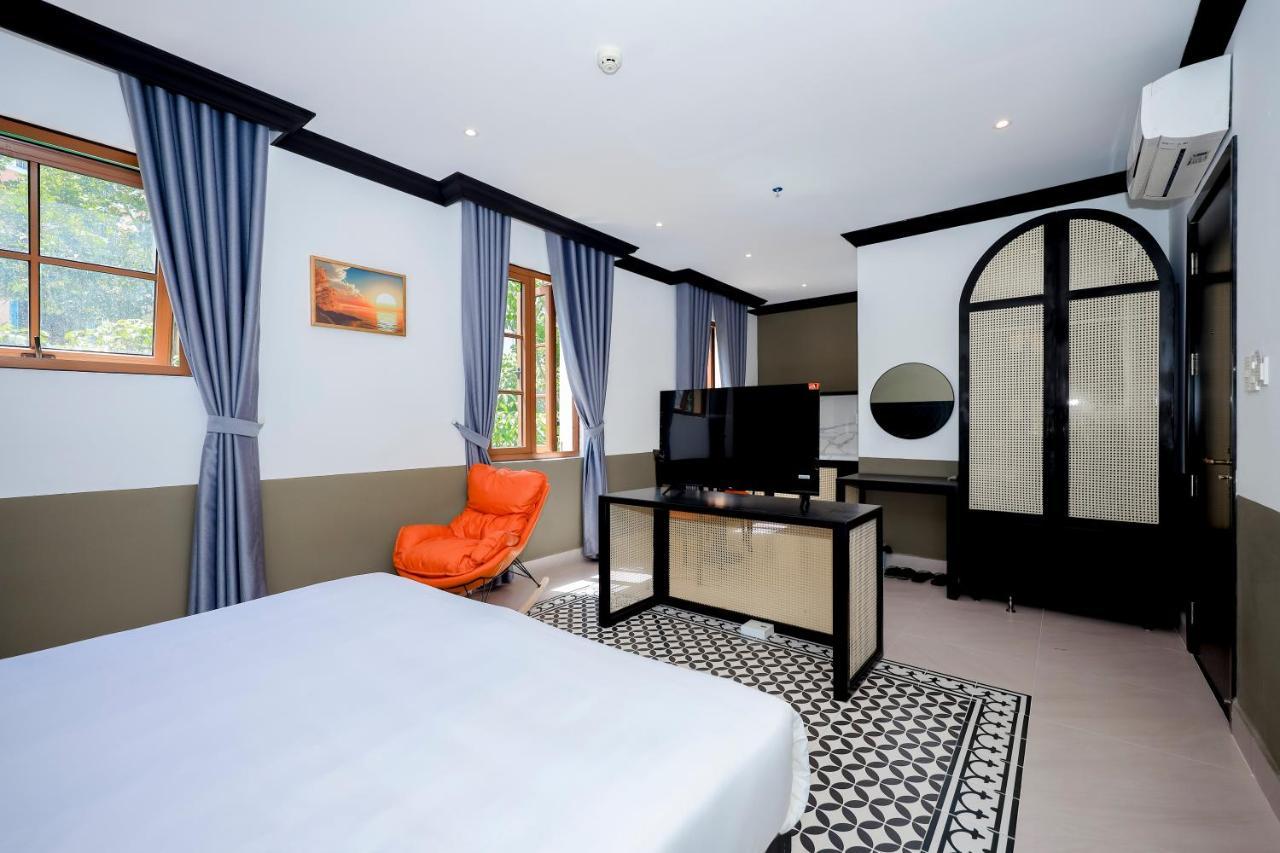 Sunset Bay Retreat 3*