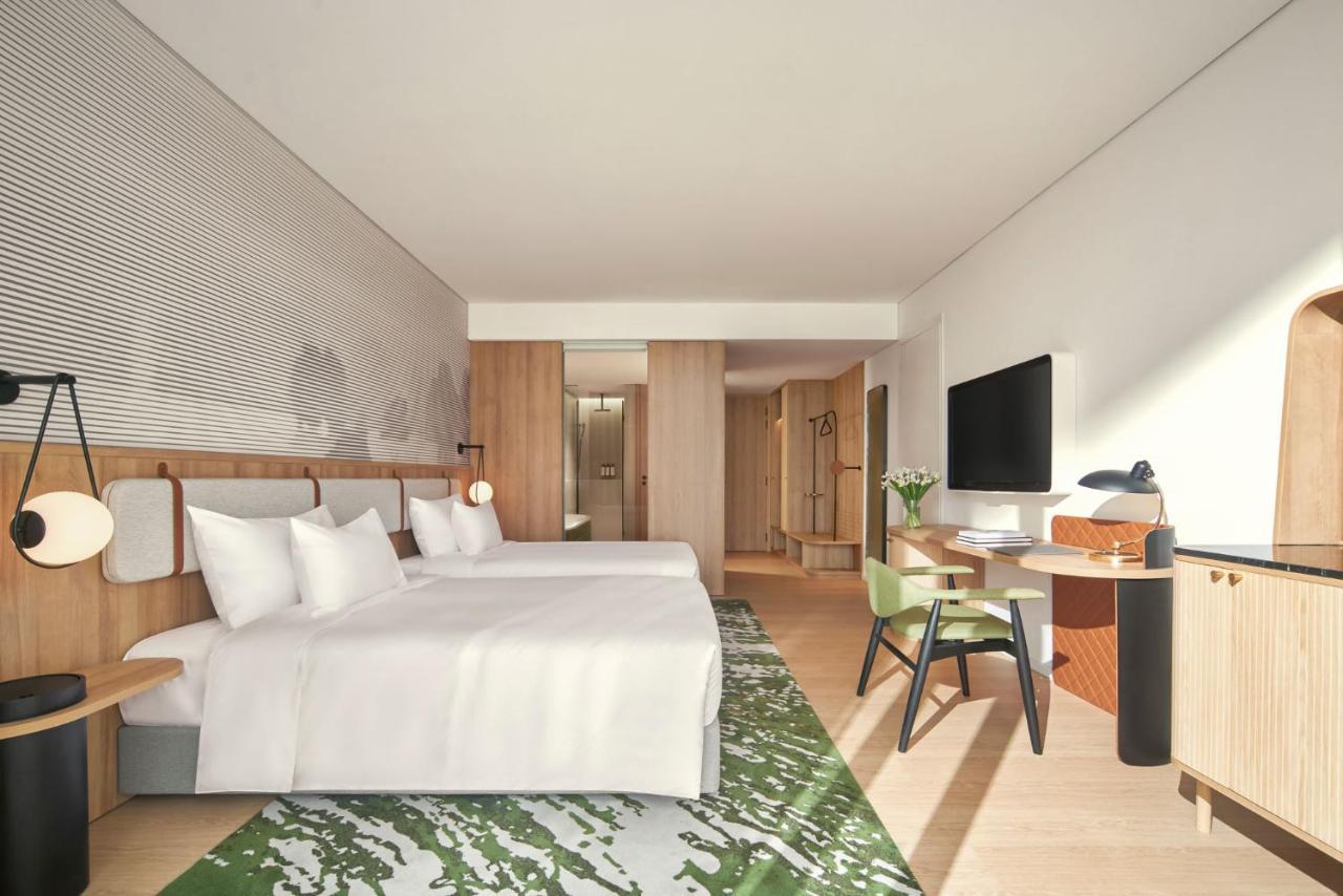 Hotel The Yacht By Dc Ha Long