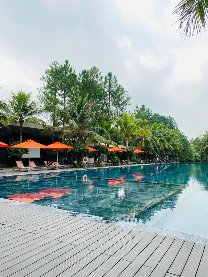 Hilltop H226 - Nam Trong Khuon Vien Flamingo Dai Lai *