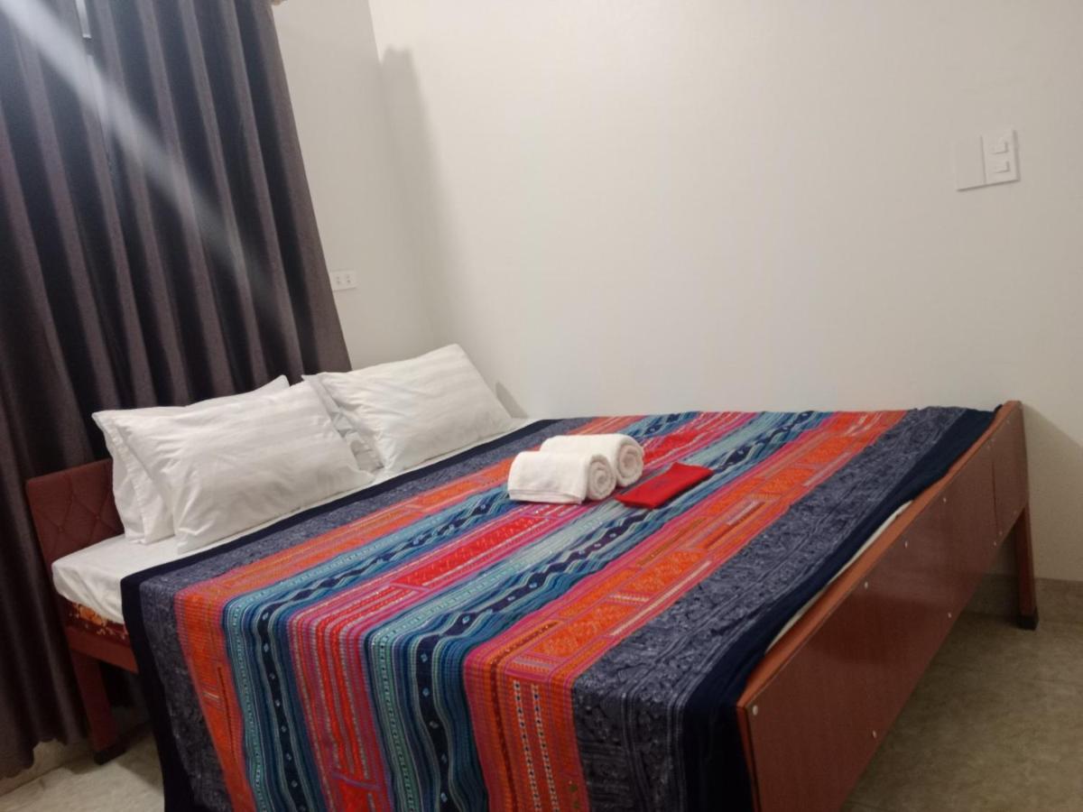Hotel Yolo House And Loop Tours