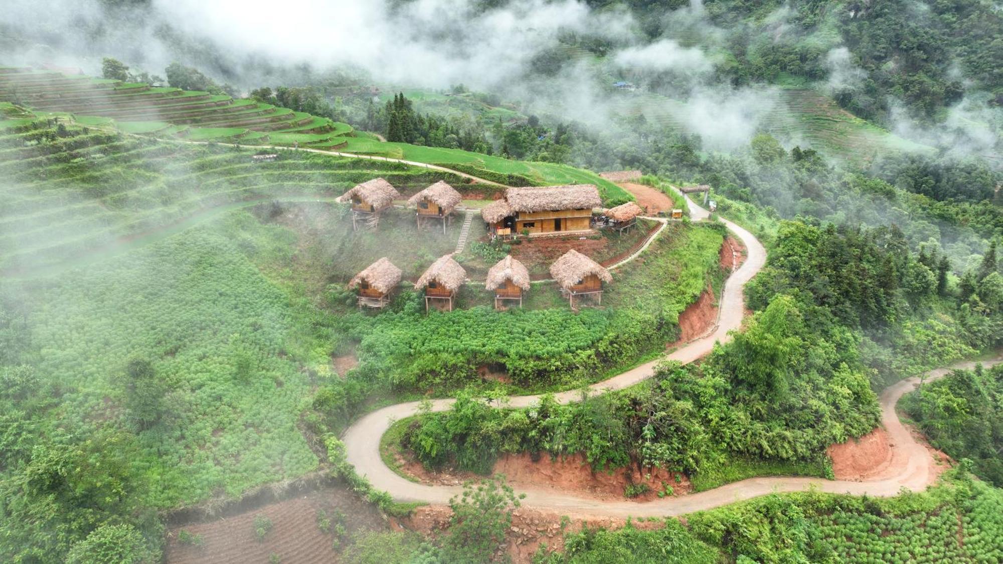 Hoang Su Phi - Mong Ngua