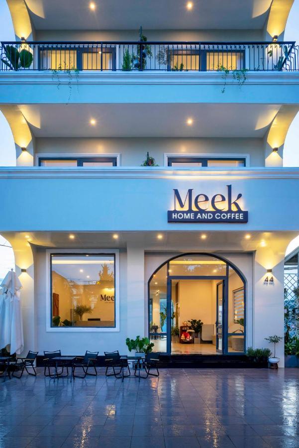 Meek - And Coffee Da Lat