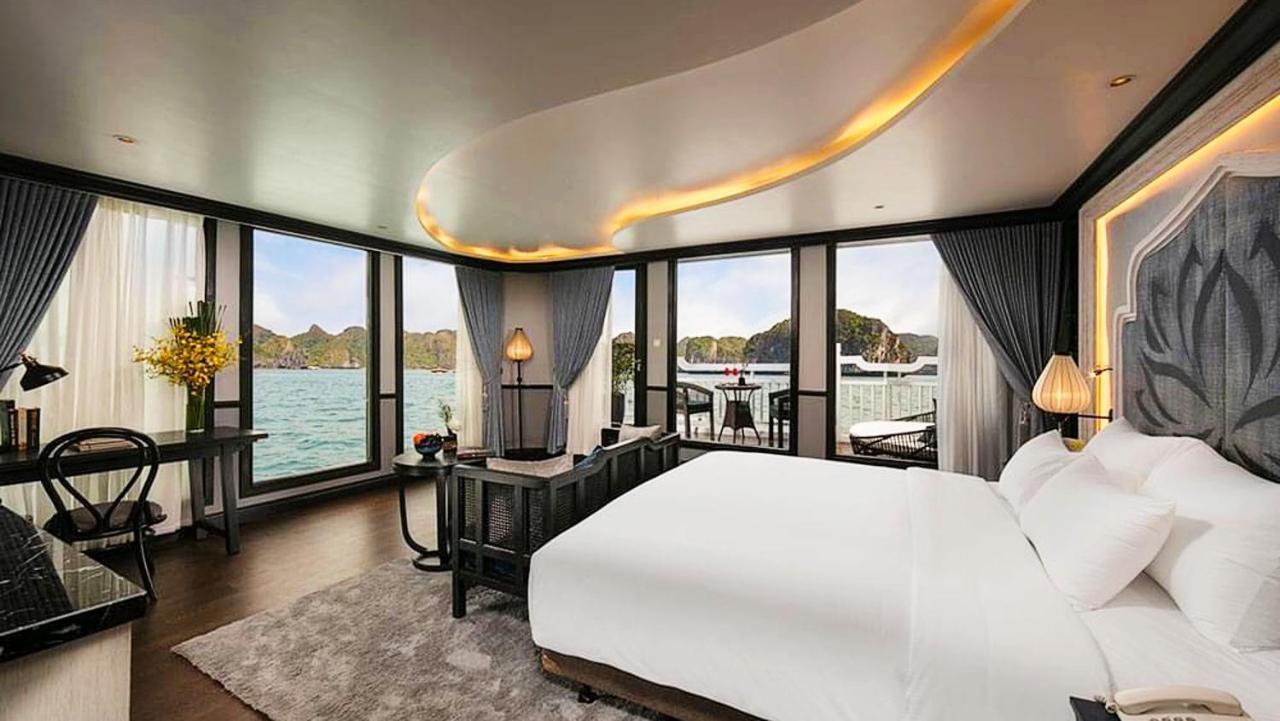 Lotus Elegance Cruise 5* Hạ Long