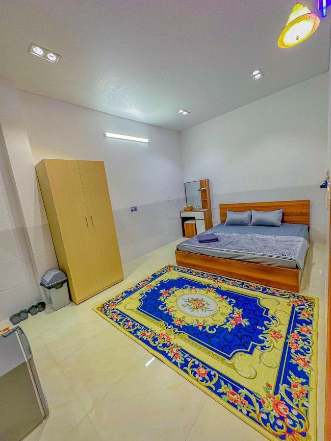 Nhan Tay 2 Hotel
