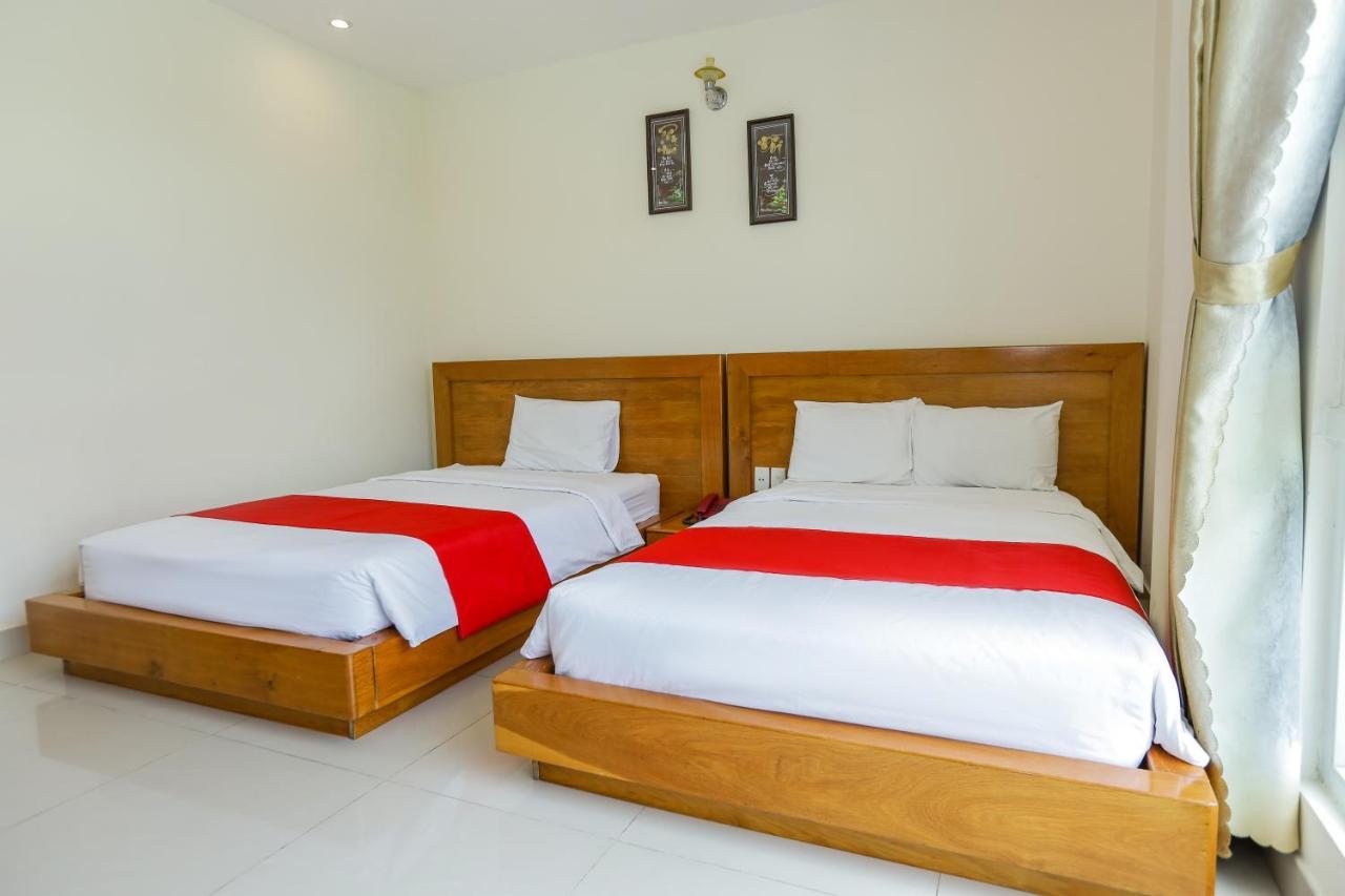 Caroline Sea Hotel *