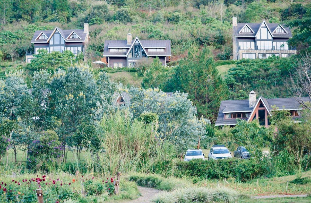 Lat Valley Retreat Village Holiday home *