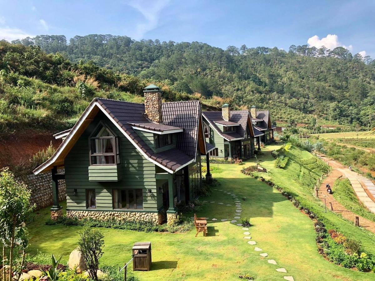Lat Valley Retreat Village Holiday home *
