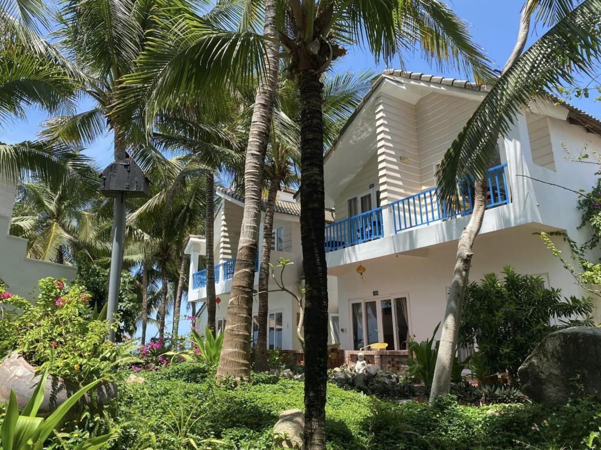 Paradise Resort