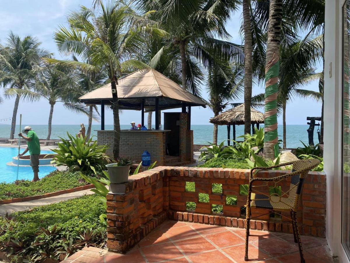 Paradise Resort 3*