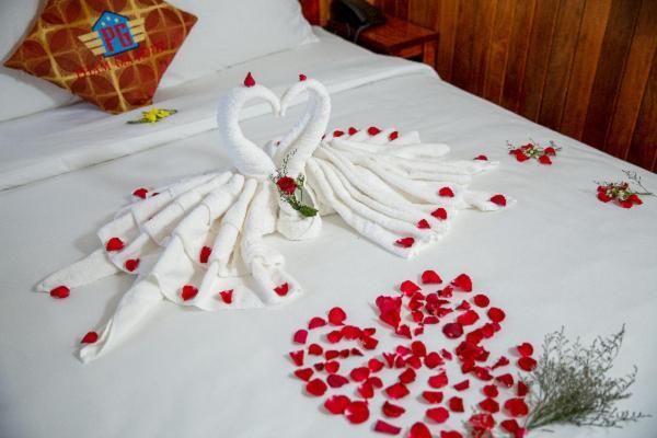 Khach San Pham Gia Hotel 3*