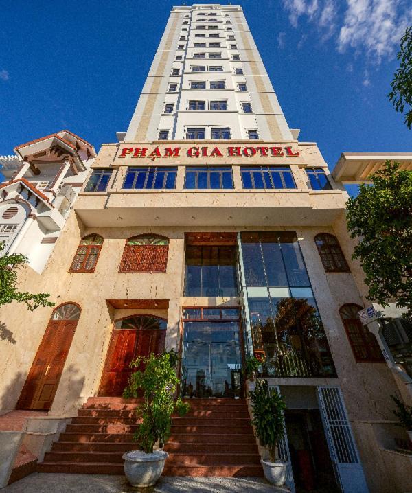 Khach San Pham Gia Hotel
