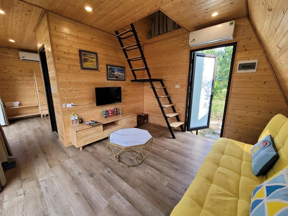 Truc An Village Lodge *