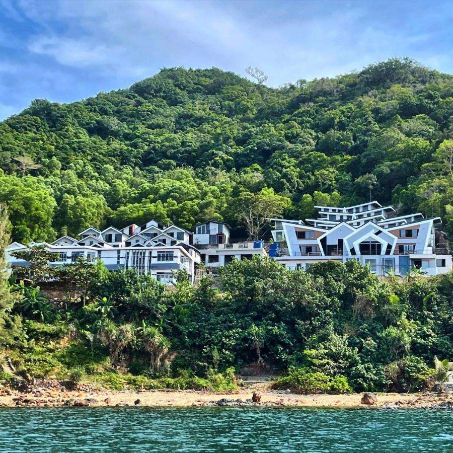 Meta Sea Resort *