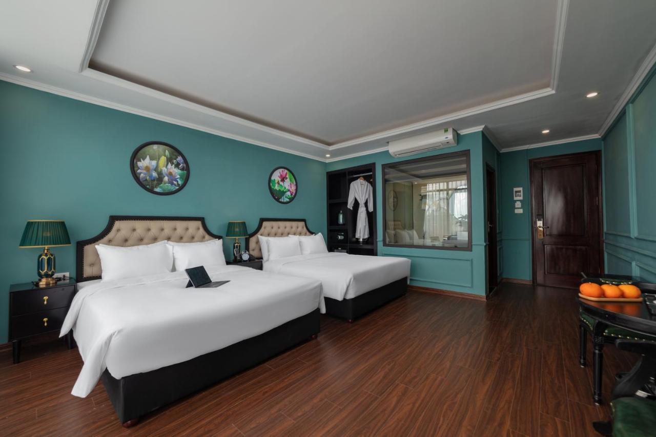 Khách sạn Madelise Palace & Travel 4*