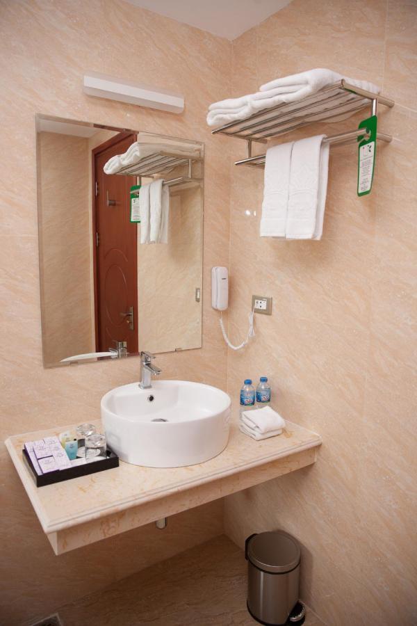 Khách sạn Khach San Phu My 3*