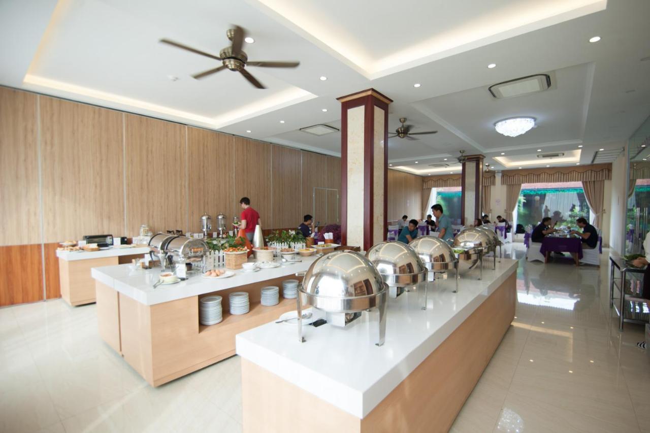 Khach San Phu My Khách sạn 3*