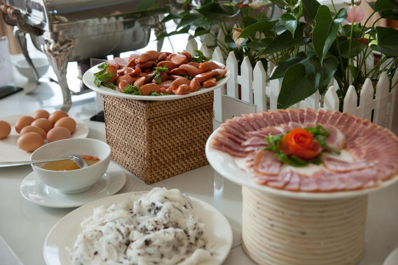 Khách sạn Khach San Phu My 3*