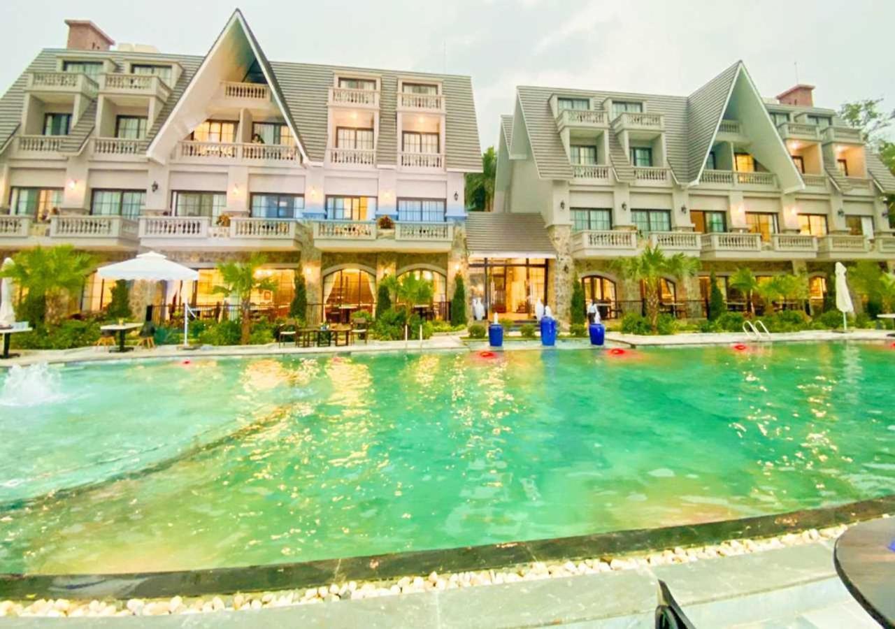 Paradise Soc Son Resort