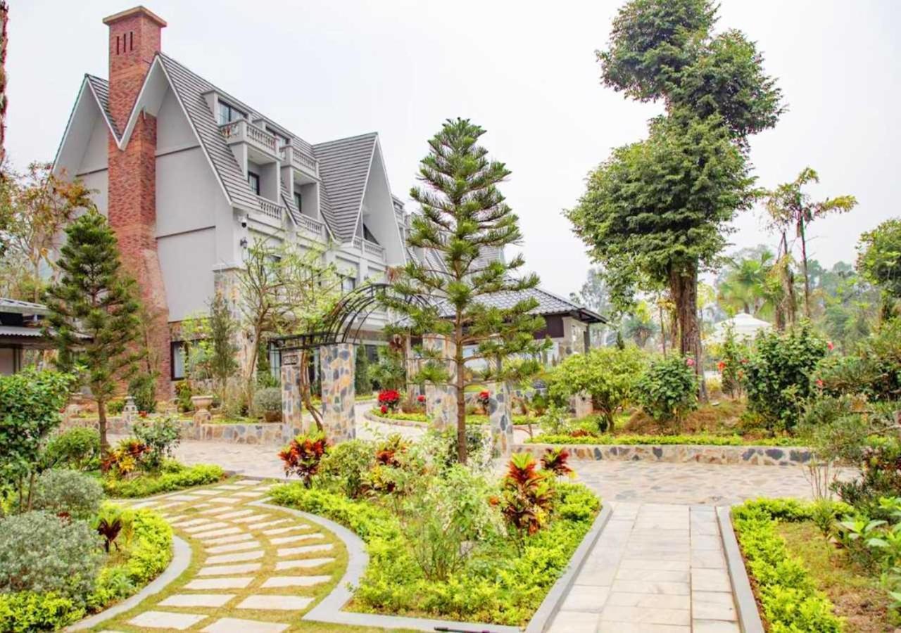 Paradise Soc Son Resort 4*
