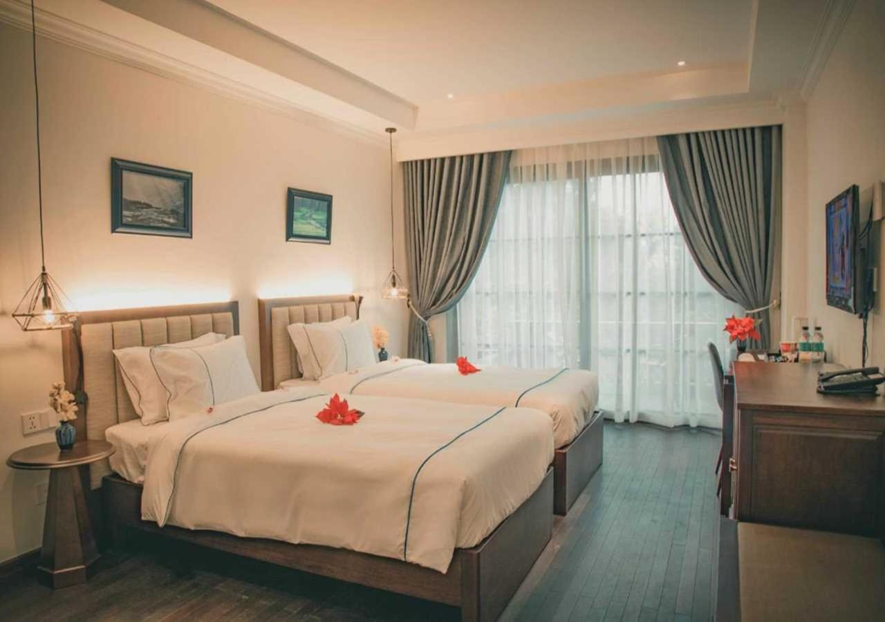 Resort Paradise Soc Son Hanoi