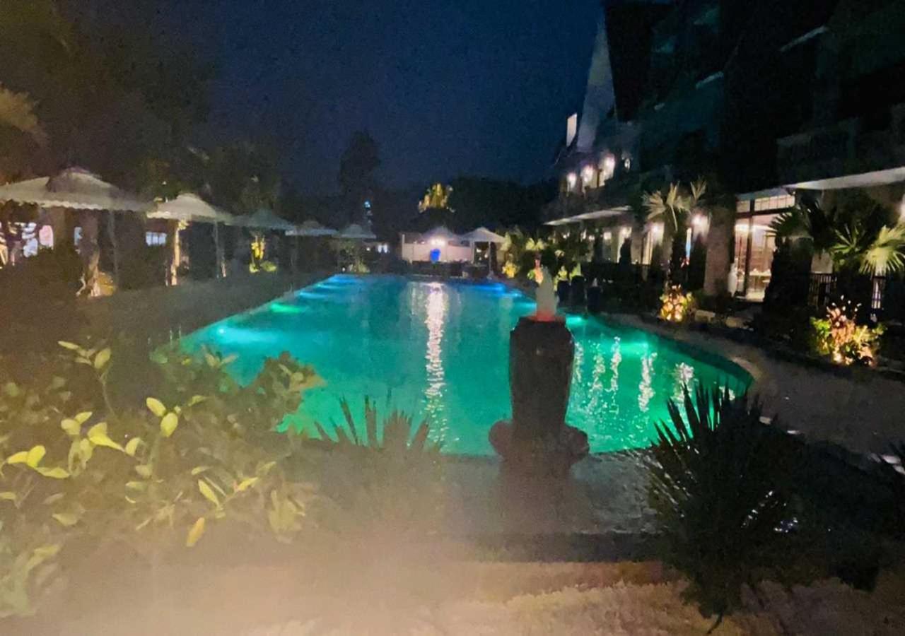 Paradise Soc Son Resort Hanoi
