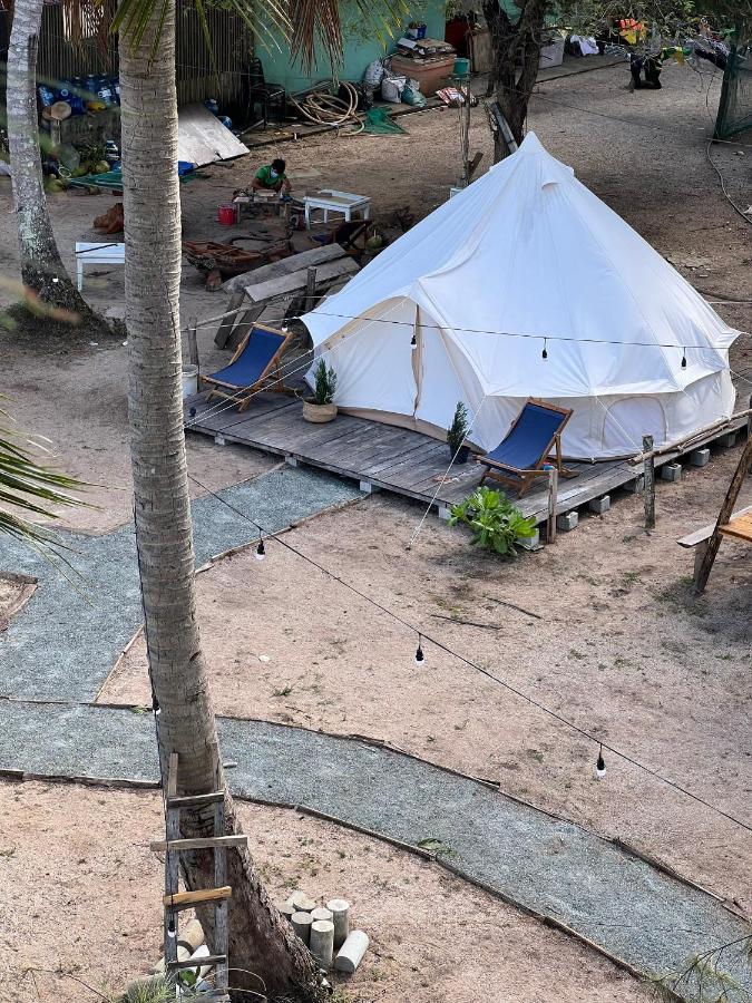 Camping *