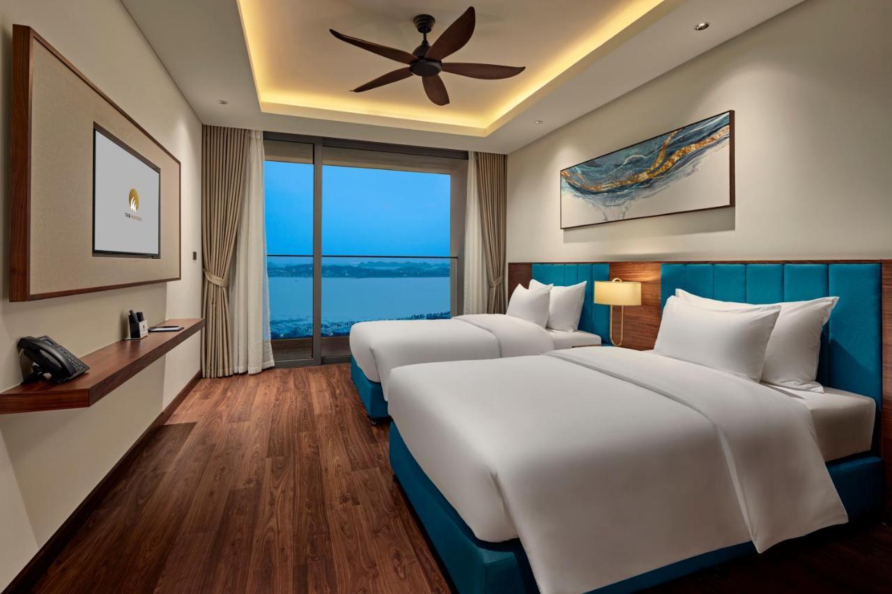The Watson Premium Halong