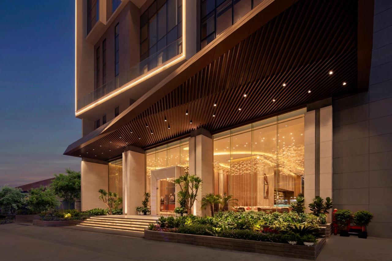 The Watson Premium Halong