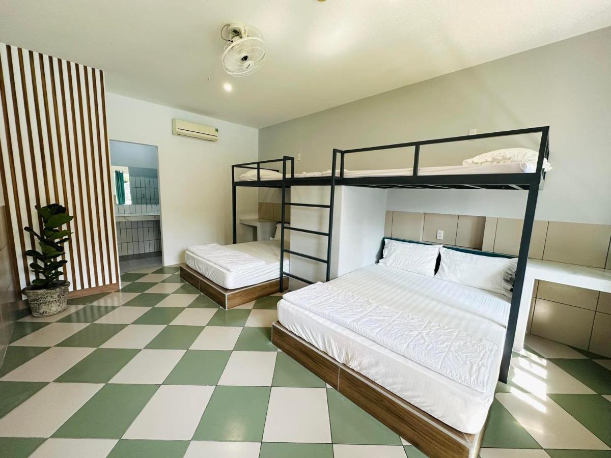 Hotel The Winq 3*