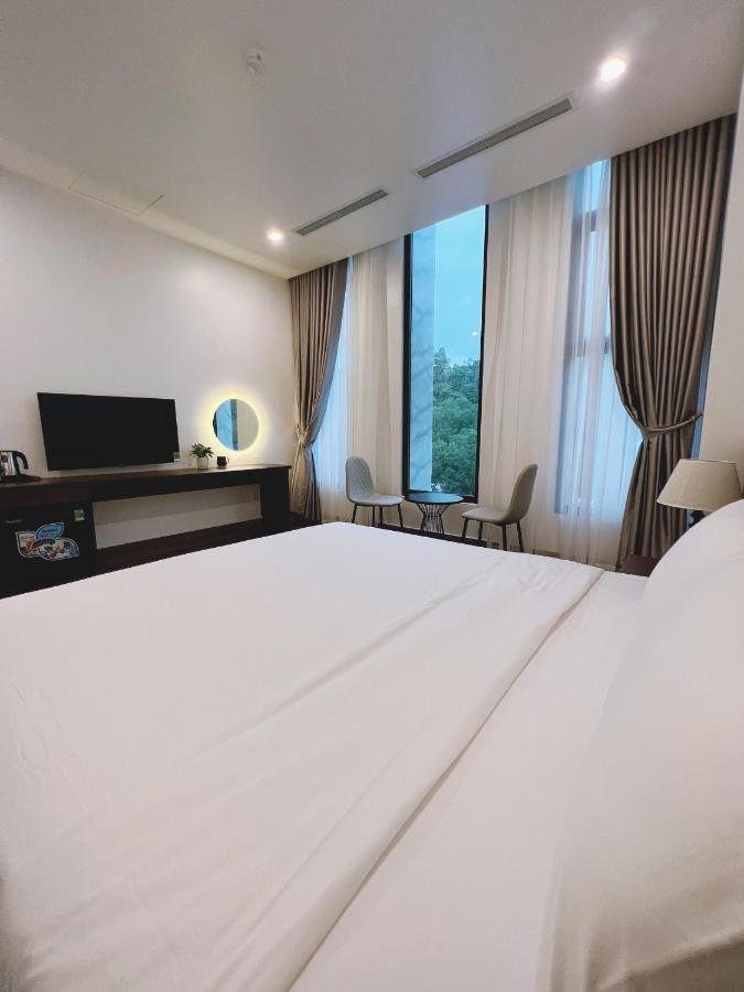 Swiss Catba Hotel *