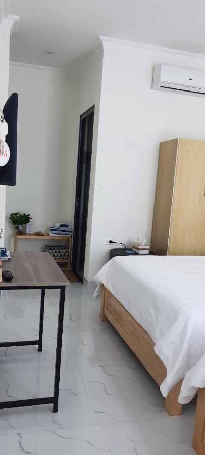 Hotel Anh Duong - Coastal Stop - Just 2 Mins Walking To Eo Gio Quy Nhon