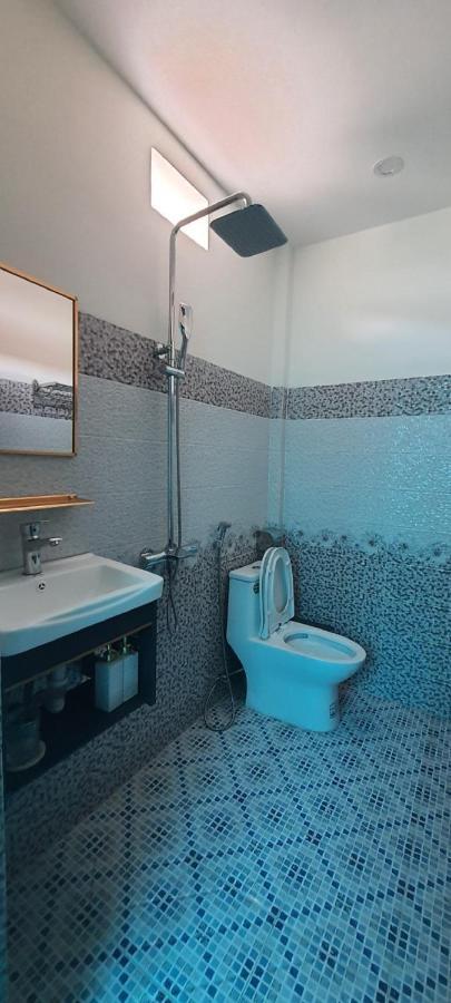 Hotel Anh Duong - Coastal Stop - Just 2 Mins Walking To Eo Gio 5*