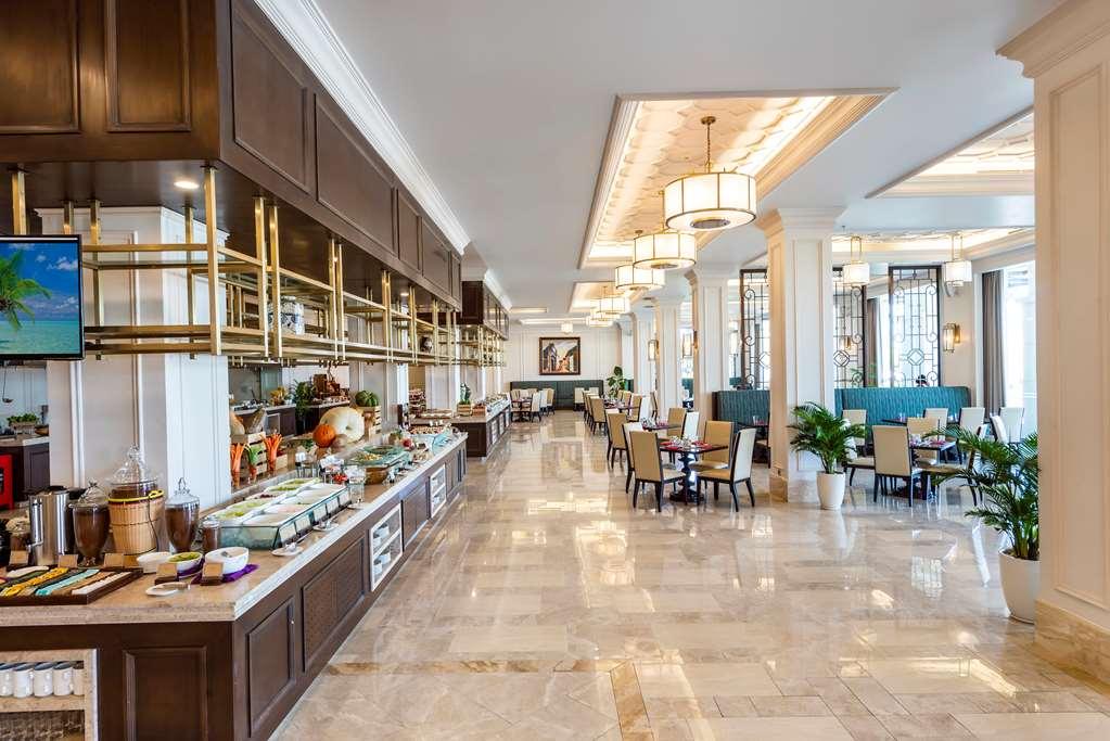 Melia Vinpearl Cua Hoi Beach Resort 5* Cua Lo