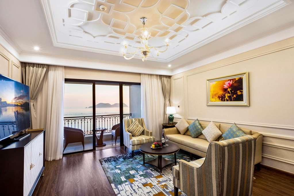 Melia Vinpearl Cua Hoi Beach Resort Resort